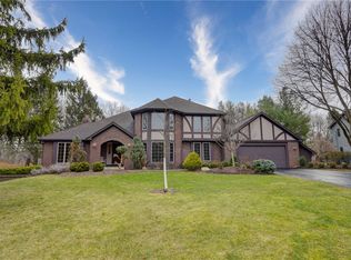 27 Sutton Point, Pittsford, NY 14534