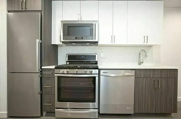 Rented by REAL New York | media 8