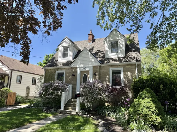 90 Locust St, Saint Thomas, ON N5R 2C4