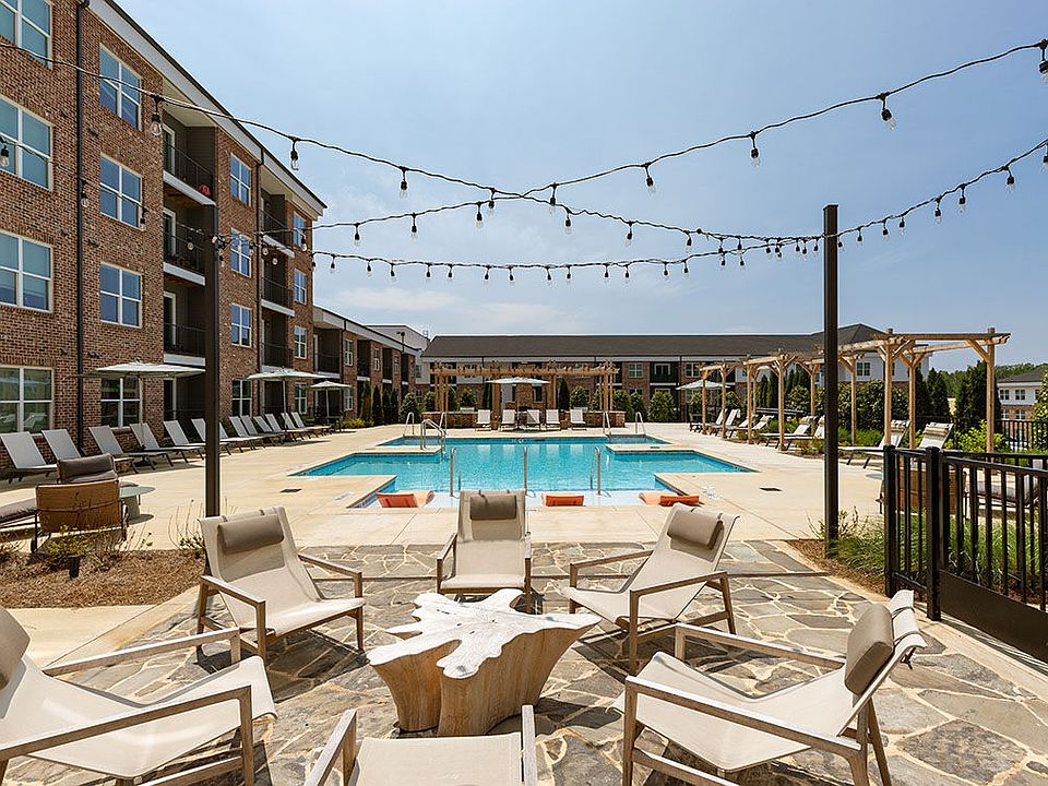 1st image of 2950 Richmond Row Dr #3211