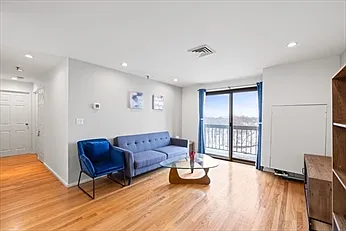2 bed, 879 sqft, $2,950 — Photo 4