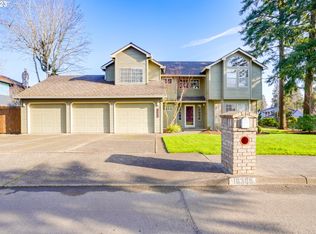 16305 NE San Rafael Dr, Portland, OR 97230