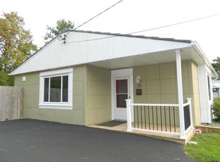 35 Phillips Rd, Rensselaer, NY 12144