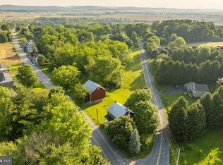 1407 Brunnerville Rd, Lititz, PA 17543