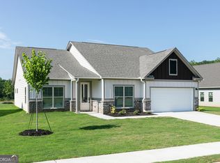 132 Cantrell Dr, Dallas, GA 30157