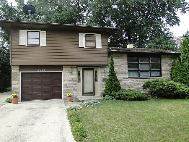 1st image of 2218 W Taylor St
