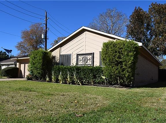 2nd image of 22742 Red River Dr