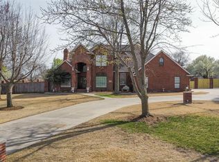 1500 SW 38th St, Moore, OK 73160