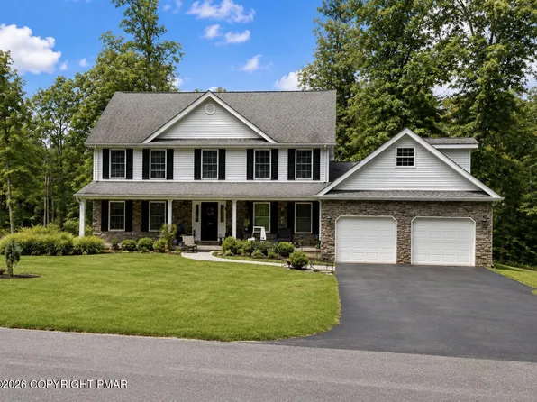 7156 Hickory Ln, Stroudsburg, PA 18360