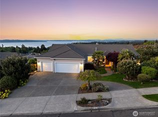 1877 Parkview Dr NE, Tacoma, WA 98422