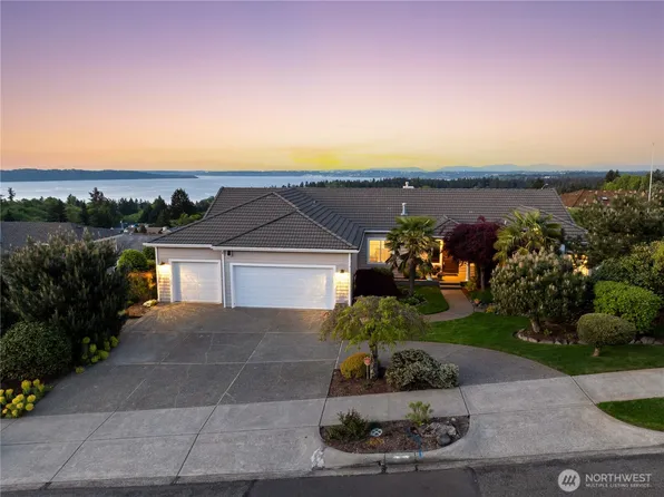 1877 Parkview Drive NE, Tacoma, WA 98422