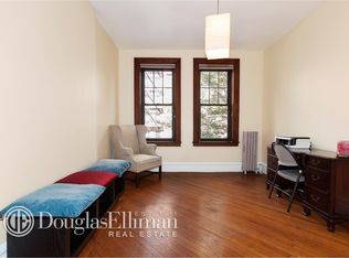 904 Union St APT 2A, Brooklyn, NY 11215