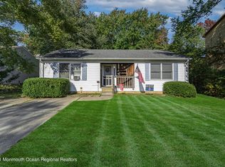 91 Michigan Ave, Waretown, NJ 08758