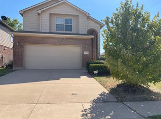 2613 Bretton Wood Dr, Fort Worth, TX 76244