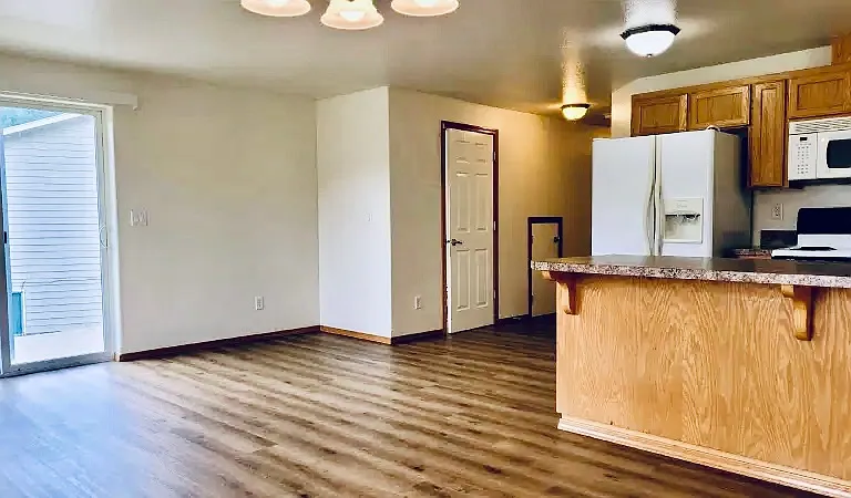 495 Maylea Pl — Photo 5