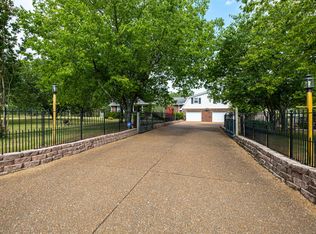 134 Castleman Rd, Mount Juliet, TN 37122