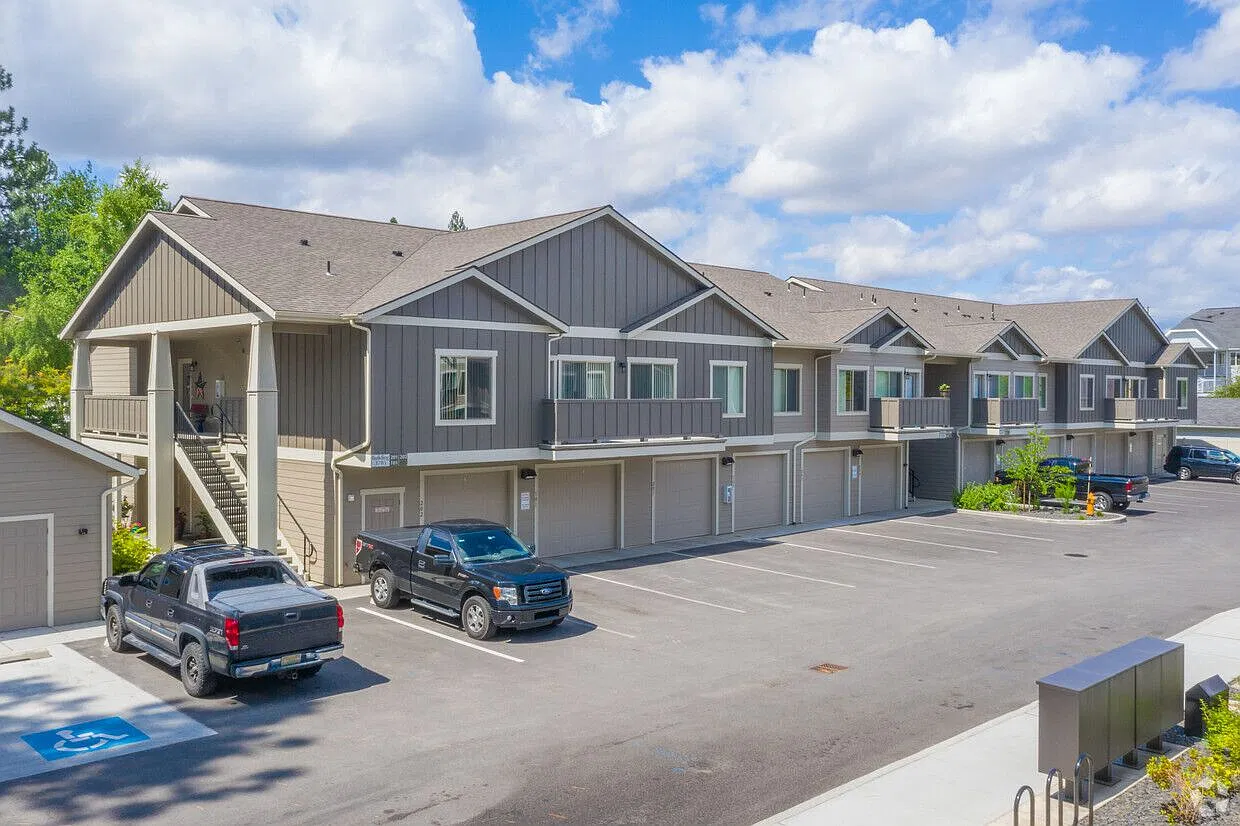 Centennial Pines — Photo 3
