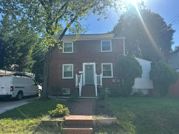 5408 N Carlin Springs Rd, Arlington, VA 22203