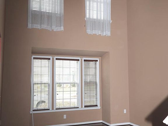 4th image of 1224 N Fairfax Blvd