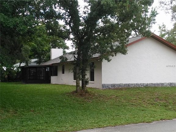 4th image of 1669 Saxon Blvd