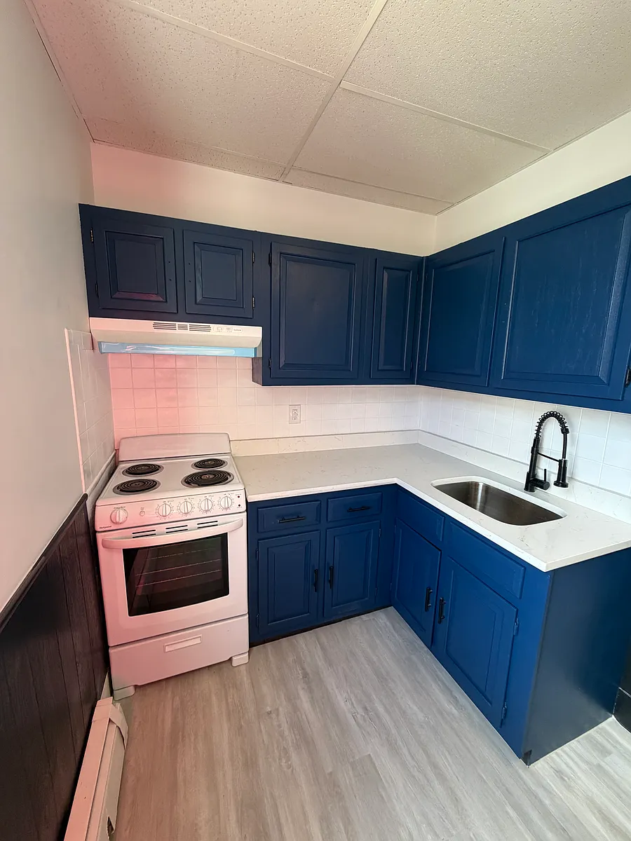 Building Photo - 55 Green St #8