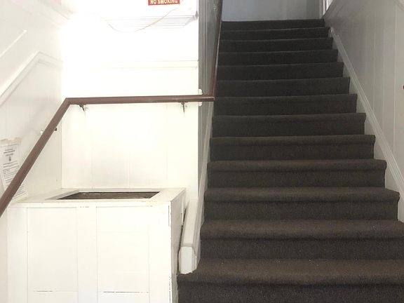 4th image of 1578 Fell St APT 4