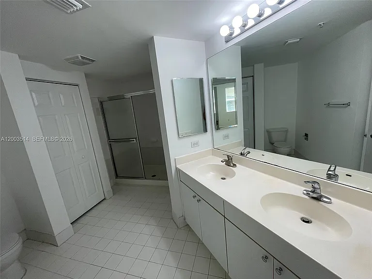 17100 N Bay Rd #1913 — Photo 18