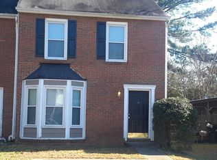 8046 Woodlake Dr, Riverdale, GA 30274