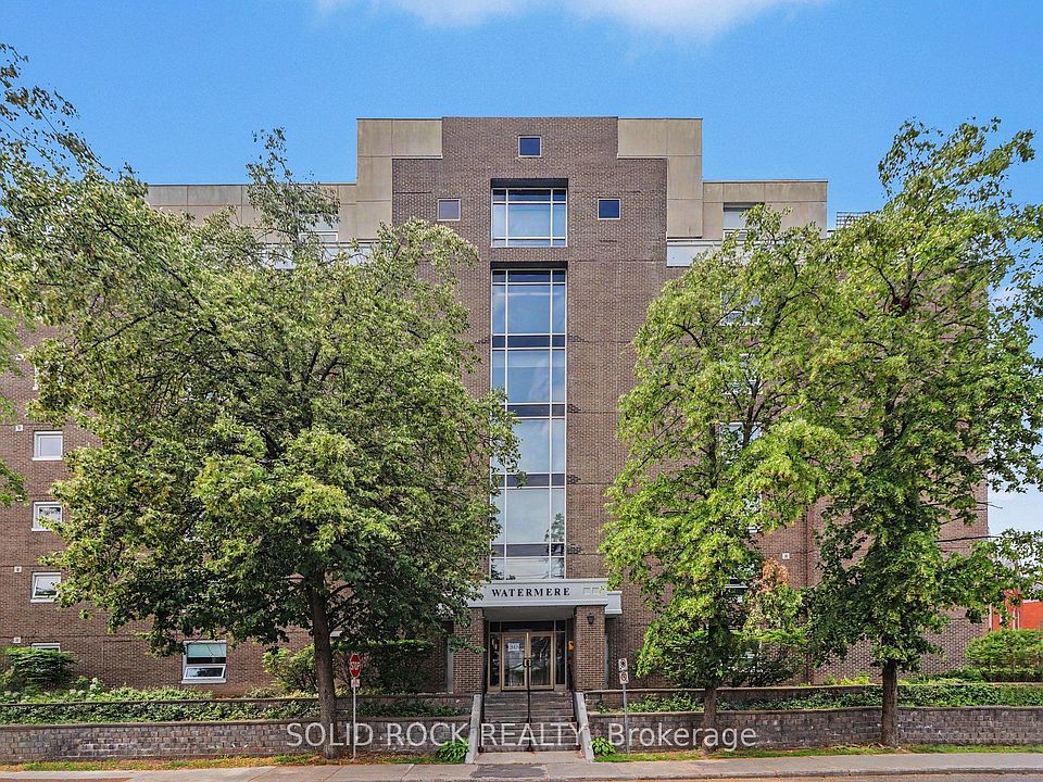 1st image of 30 Charlevoix St #303