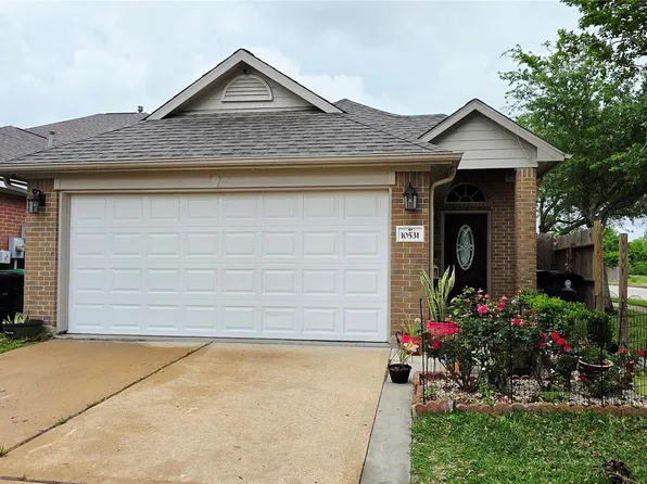 10531 Southway Bend Ln, Houston, TX 77034