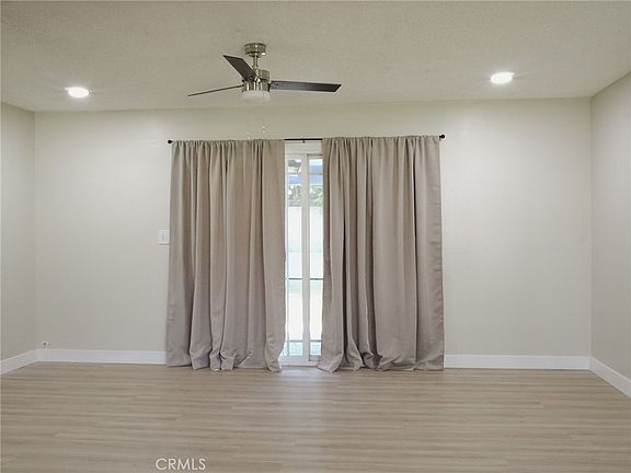 5th image of 5094 N Crescent St