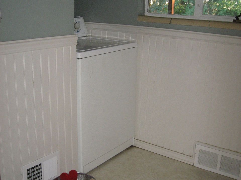 laundry-room-tw0