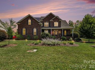 5107 Summerell Ave, Gastonia, NC 28056