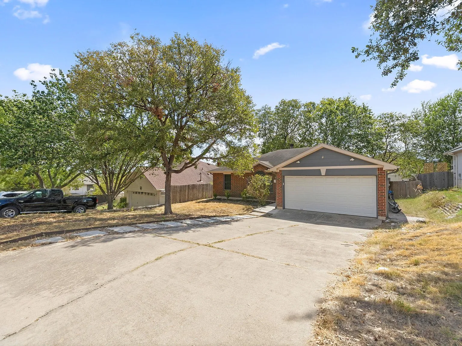 3 bed, 2.0 bath, 1247 sqft, $1,950 — Photo 3