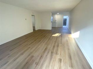 Lb1625 (Rubs) (Imp.), Long Beach, CA 90804