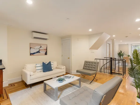 20 Joy St #1, Boston, MA 02114