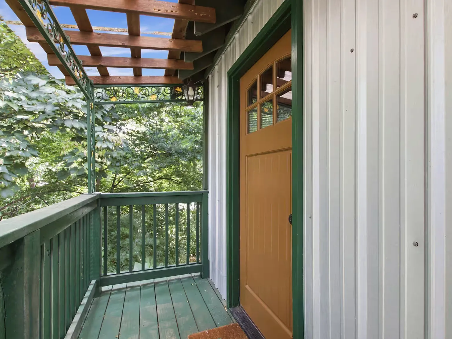 1 bed, $1,200 — Photo 3