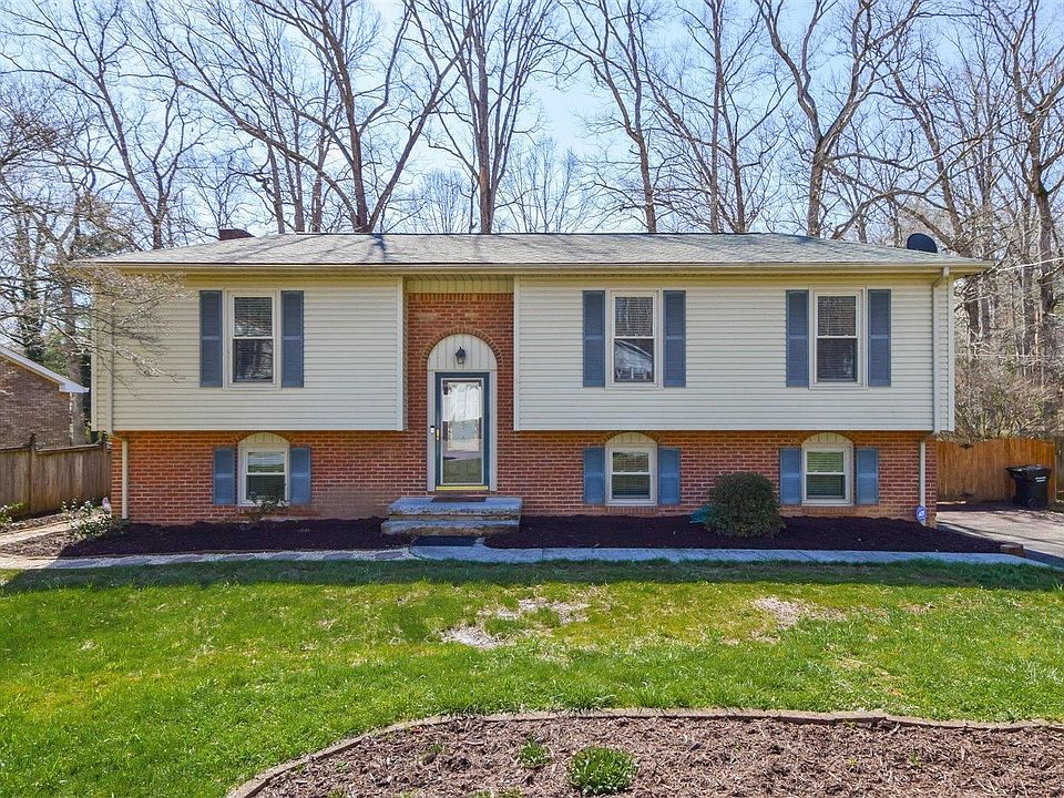 1st image of 3946 Sandpiper Dr