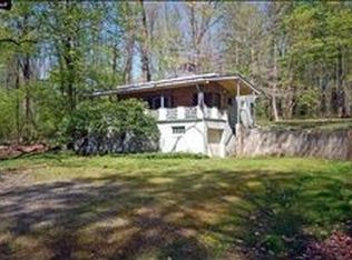 63 Baptist Church Rd, Hampton, NJ 08827