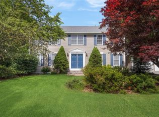 255 Chestnut Dr, East Greenwich, RI 02818