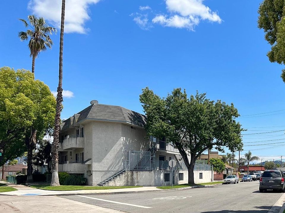1st image of 1426 N Edison Blvd #C