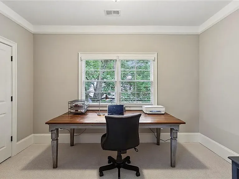 2115 Howell Mill Rd NW — Photo 34