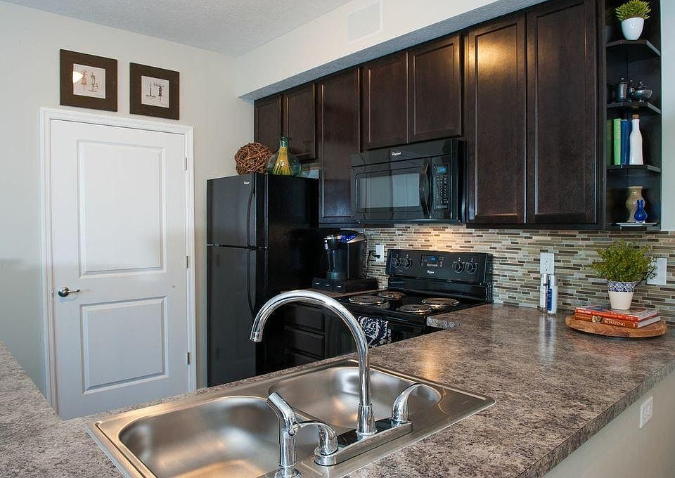 1st image of 4540 Desantis Ct APT 103
