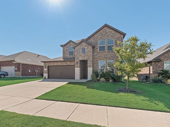 3rd image of 1013 Slate Ln