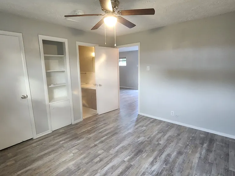 Patriot Apartments — Photo 27