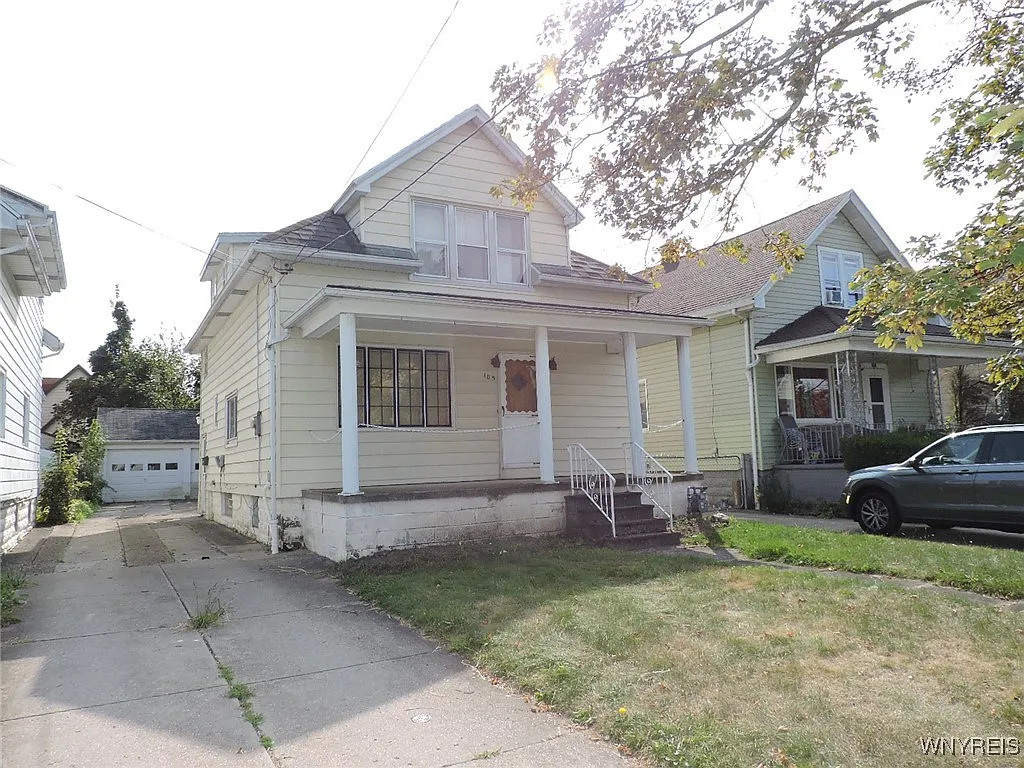 105 Regent St photo 1