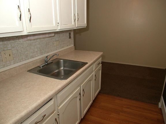3rd image of 1475 Rebecca Dr APT 205