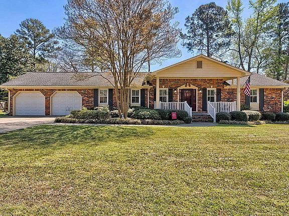 2nd image of 326 Townes Rd