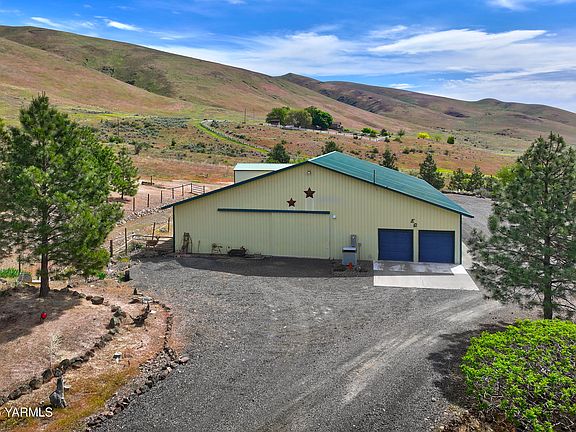 3rd image of 999 Elk Ridge Ln