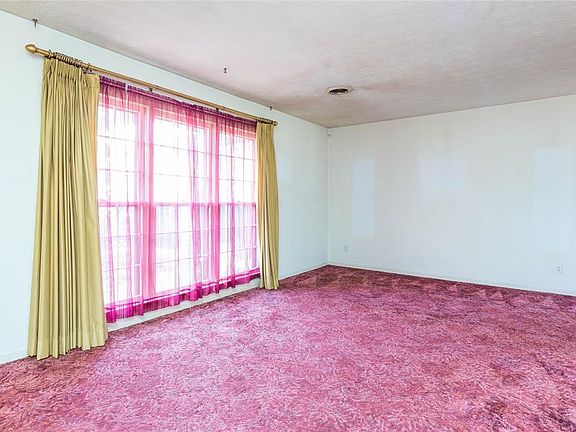 5th image of 3308 Royal Carriage Dr